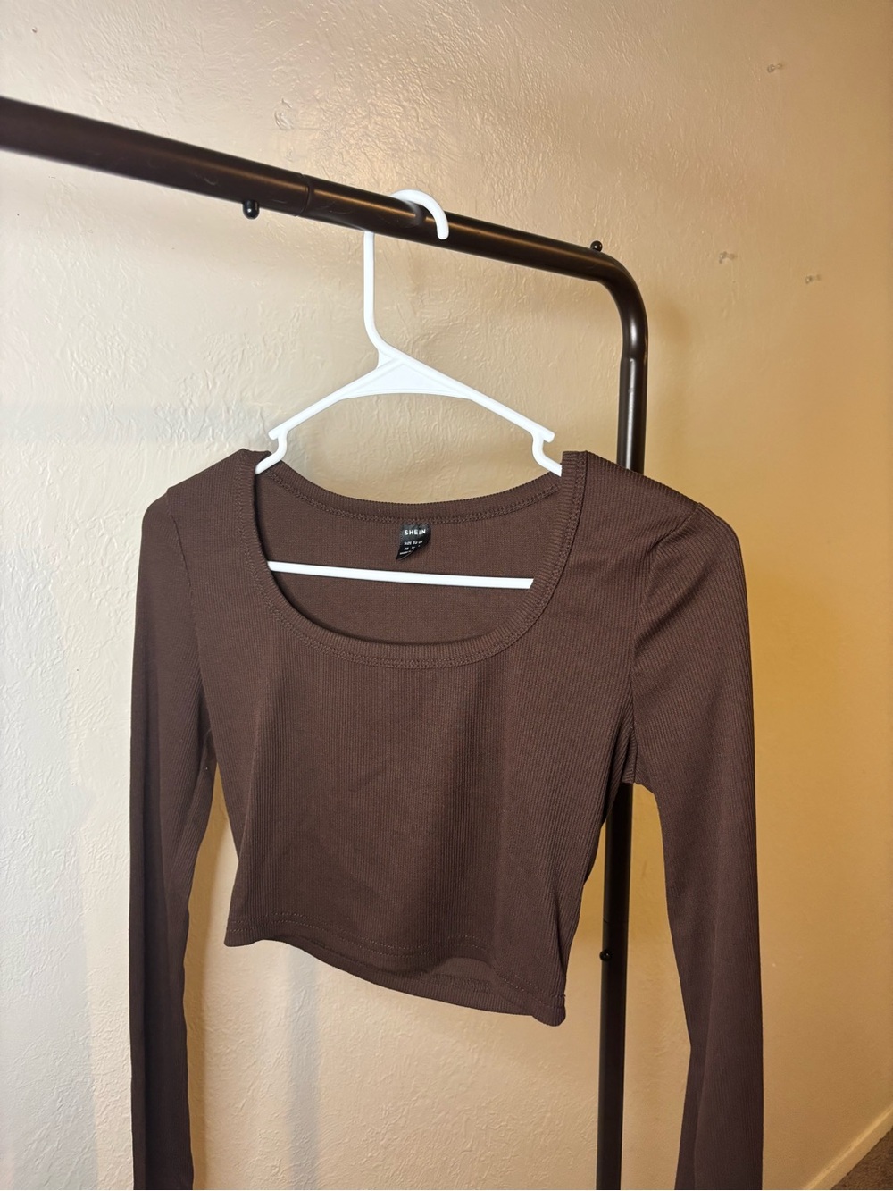 SHEIN Brown Ribbed Long-Sleeve Crop Top